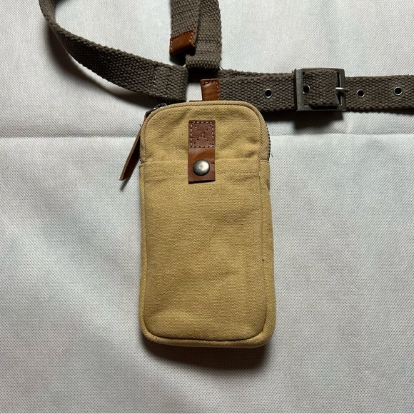 Free People jet pack blues harness bag NWT size XS/S - Picture 2 of 3